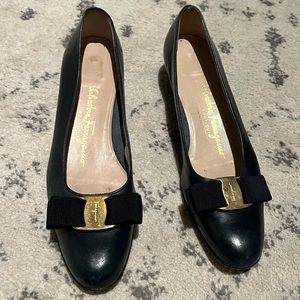 salvatore ferragamo ballet flats